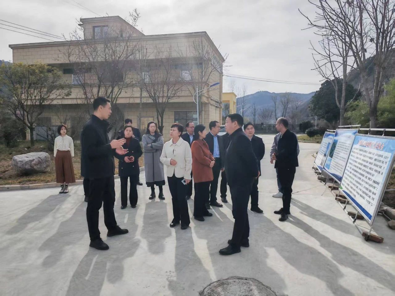 商洛市人大常委会副主任赵水利到新京澳门葡萄城
公司山阳县城污水处理厂调研